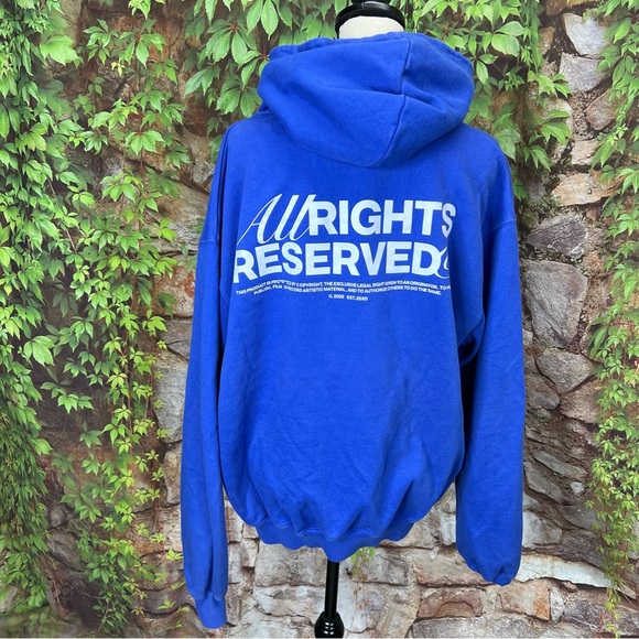 COPYRIGHT Blue Hooded Graphic Sweatshirt, M - Picture 6 of 11